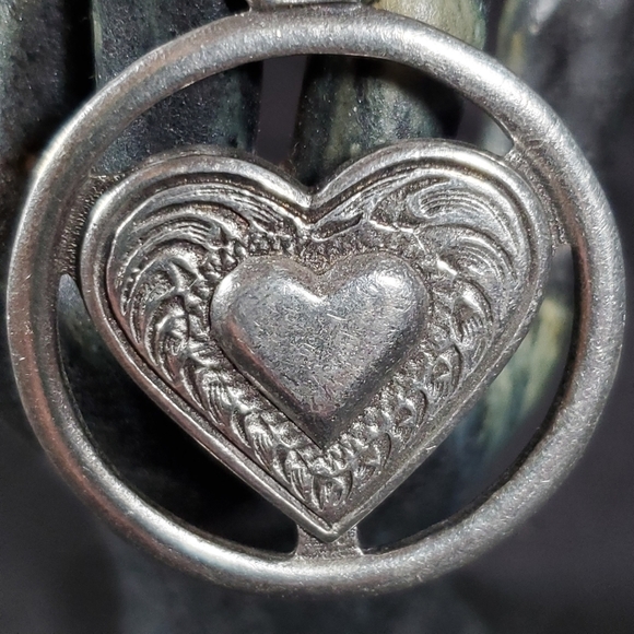 Heart Keychain - Picture 4 of 5